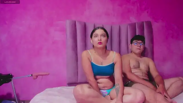 Snapshot of JustiinJazmin chatting on November 2025 11:37:01 PM JustiinJazmin online show from November 2025 11:37:01 PM