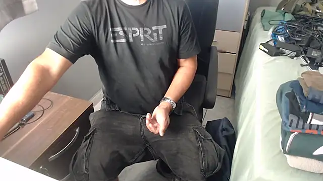 pepepaty online show from November 2025 04:40:01 PM