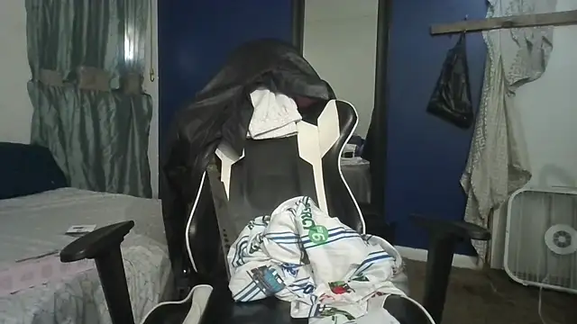 Snapshot of hotNReady6969 chatting on March 2025 08:31:02 PM hotNReady6969 online show from March 2025 08:31:02 PM