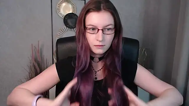 Snapshot of emmaxDelight chatting on December 2024 06:33:02 AM emmaxDelight online show from December 2024 06:33:02 AM