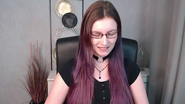 Snapshot of emmaxDelight chatting on December 2024 10:06:02 AM emmaxDelight online show from December 2024 10:06:02 AM