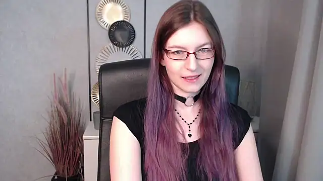 Snapshot of emmaxDelight chatting on December 2024 06:25:02 AM emmaxDelight online show from December 2024 06:25:02 AM