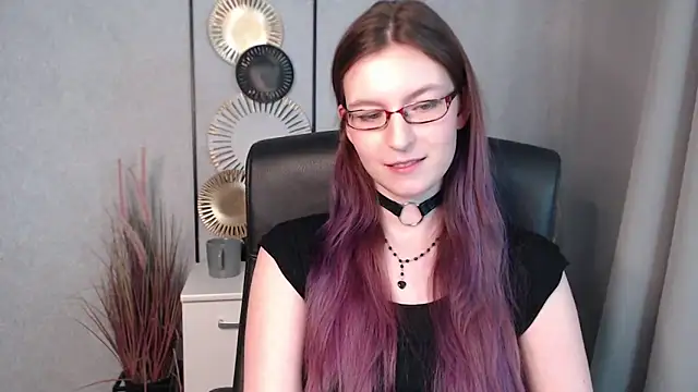 Snapshot of emmaxDelight chatting on December 2024 09:30:02 AM emmaxDelight online show from December 2024 09:30:02 AM