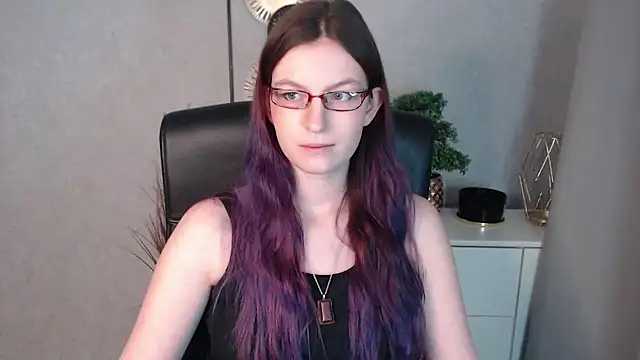 Snapshot of emmaxDelight chatting on January 2025 06:33:02 AM emmaxDelight online show from January 2025 06:33:02 AM