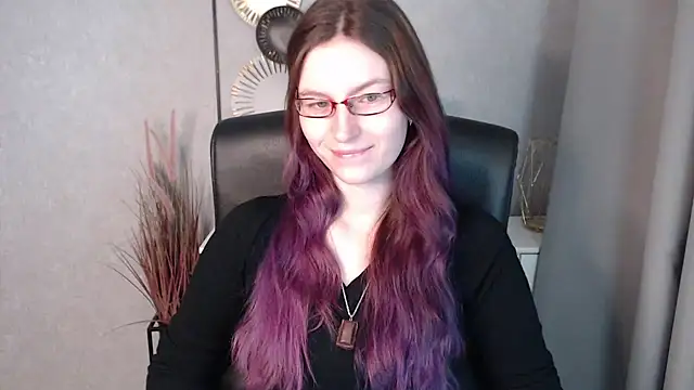 Snapshot of emmaxDelight chatting on January 2025 06:36:01 AM emmaxDelight online show from January 2025 06:36:01 AM