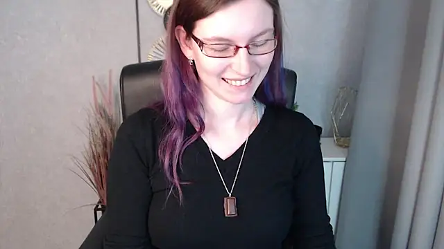 Snapshot of emmaxDelight chatting on January 2025 10:11:02 AM emmaxDelight online show from January 2025 10:11:02 AM