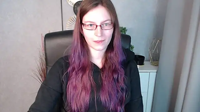 Snapshot of emmaxDelight chatting on January 2025 09:37:02 AM emmaxDelight online show from January 2025 09:37:02 AM