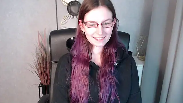 Snapshot of emmaxDelight chatting on January 2025 12:41:01 PM emmaxDelight online show from January 2025 12:41:01 PM