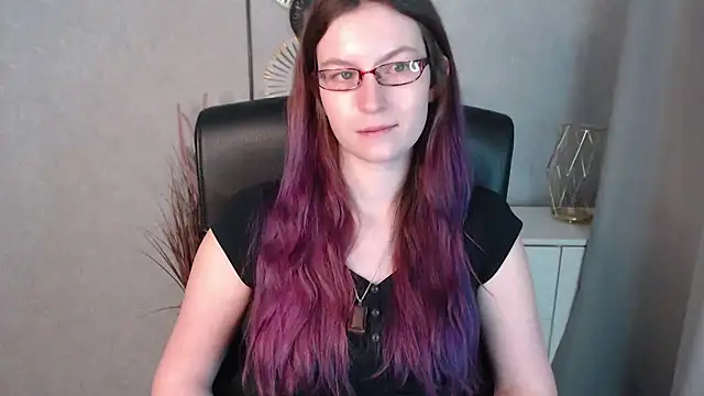 Snapshot of emmaxDelight chatting on January 2025 06:38:02 AM emmaxDelight online show from January 2025 06:38:02 AM