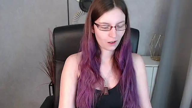 Snapshot of emmaxDelight chatting on January 2025 09:35:01 AM emmaxDelight online show from January 2025 09:35:01 AM