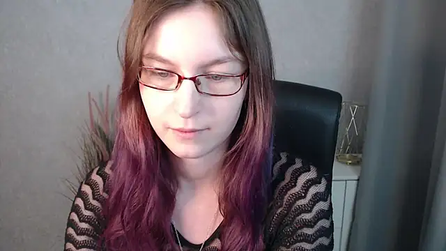 Snapshot of emmaxDelight chatting on January 2025 09:35:01 AM emmaxDelight online show from January 2025 09:35:01 AM