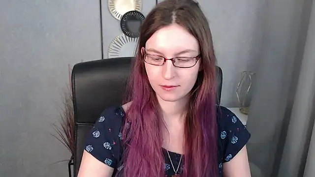 Snapshot of emmaxDelight chatting on January 2025 10:11:02 AM emmaxDelight online show from January 2025 10:11:02 AM