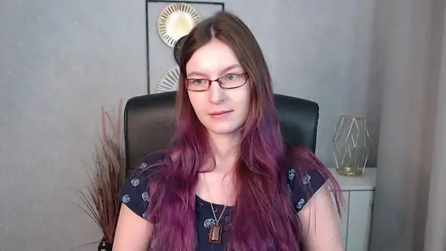 Snapshot of emmaxDelight chatting on January 2025 10:07:02 AM emmaxDelight online show from January 2025 10:07:02 AM