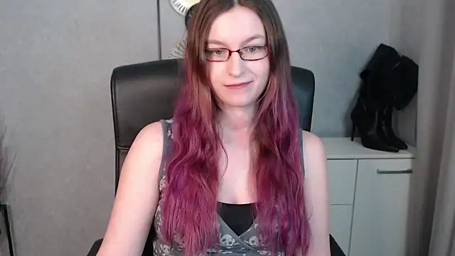 Snapshot of emmaxDelight chatting on February 2025 10:08:02 AM emmaxDelight online show from February 2025 10:08:02 AM