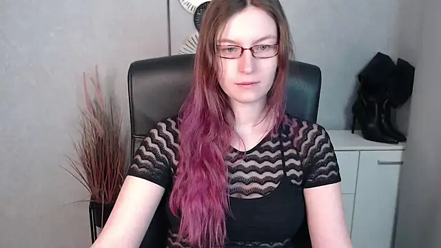 Snapshot of emmaxDelight chatting on February 2025 06:30:02 AM emmaxDelight online show from February 2025 06:30:02 AM