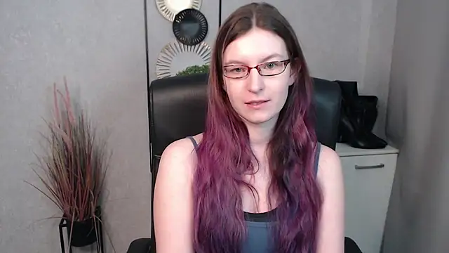 Snapshot of emmaxDelight chatting on February 2025 06:39:01 AM emmaxDelight online show from February 2025 06:39:01 AM