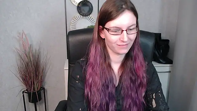 Snapshot of emmaxDelight chatting on February 2025 12:34:02 PM emmaxDelight online show from February 2025 12:34:02 PM