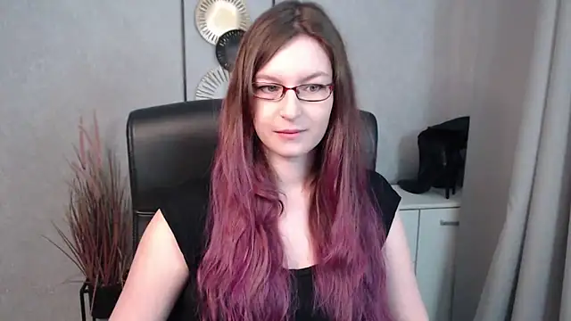 Snapshot of emmaxDelight chatting on March 2025 06:35:01 AM emmaxDelight online show from March 2025 06:35:01 AM