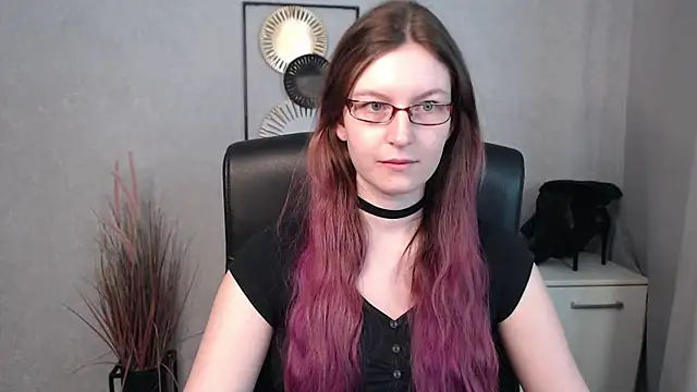 Snapshot of emmaxDelight chatting on March 2025 06:36:02 AM emmaxDelight online show from March 2025 06:36:02 AM