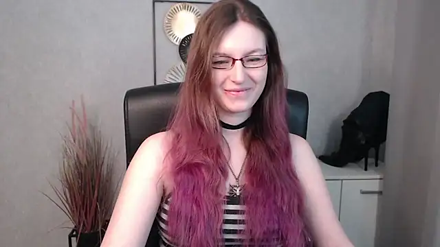 Snapshot of emmaxDelight chatting on March 2025 07:36:01 AM emmaxDelight online show from March 2025 07:36:01 AM