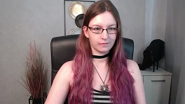 Snapshot of emmaxDelight chatting on March 2025 10:39:01 AM emmaxDelight online show from March 2025 10:39:01 AM