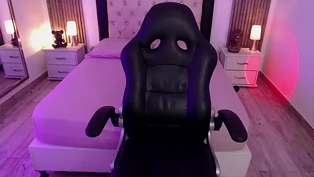 Snapshot of zoe_jones13 chatting on September 2025 03:18:02 AM zoe jones13 online show from September 2025 03:18:02 AM