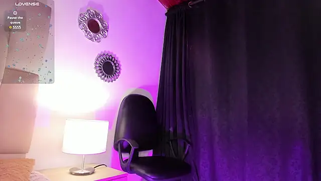 Snapshot of Mia_ross16 chatting on December 2024 01:15:02 AM Mia ross16 online show from December 2024 01:15:02 AM