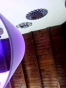 Snapshot of Mia_ross16 chatting on January 2025 12:44:02 PM Mia ross16 online show from January 2025 12:44:02 PM