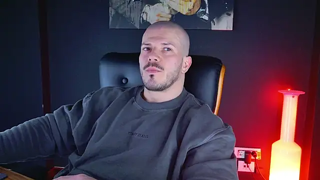 AngeloEric online show from December 2024 02:05:01 PM