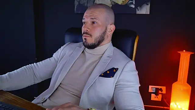 AngeloEric online show from February 2025 08:00:02 AM