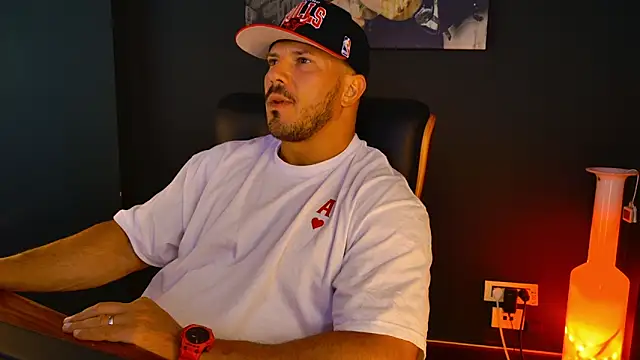 AngeloEric online show from September 2025 11:54:02 AM