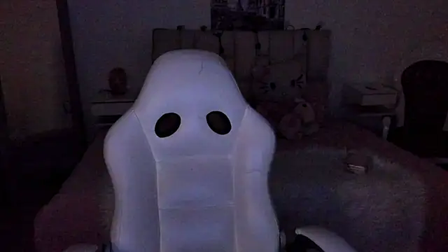 zoe turnner 18 online show from November 2025 11:42:02 AM