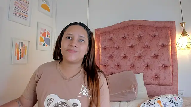 Snapshot of aprill21_ chatting on March 2025 01:47:01 PM aprill21 online show from March 2025 01:47:01 PM