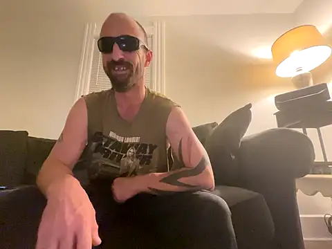 Snapshot of armdy371 chatting on October 2025 12:22:02 AM armdy371 online show from October 2025 12:22:02 AM