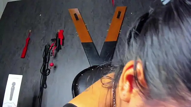 Carolina Arias online show from February 2025 08:38:02 PM