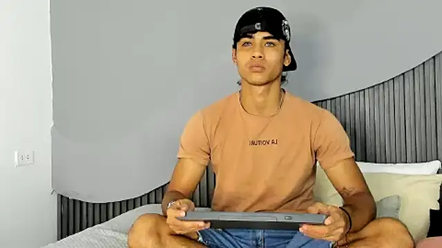 zander 2120 online show from December 2024 06:17:01 PM