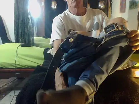 laye19 online show from September 2025 05:07:02 AM