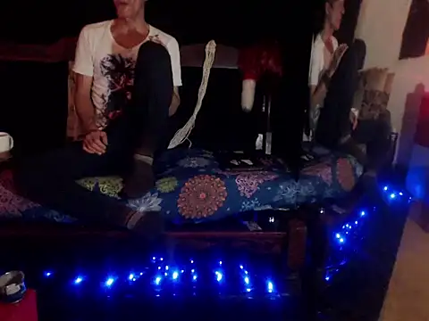 laye19 online show from September 2025 02:16:01 AM