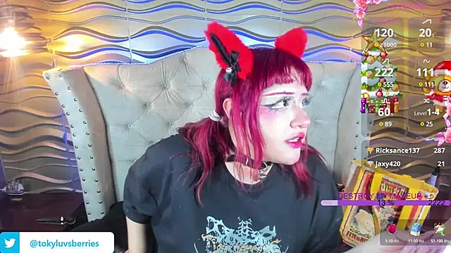 Snapshot of toky_doll chatting on December 2024 12:43:02 AM toky doll online show from December 2024 12:43:02 AM