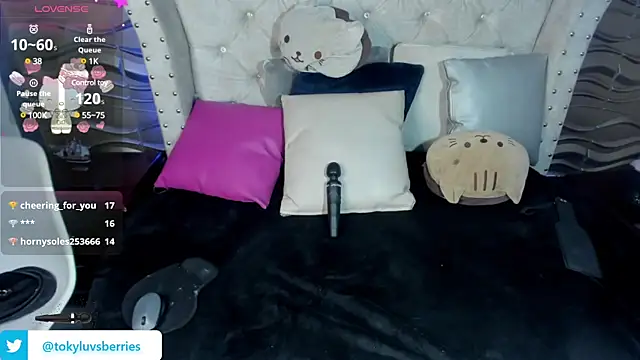 Snapshot of toky_doll chatting on January 2025 10:23:01 PM toky doll online show from January 2025 10:23:01 PM