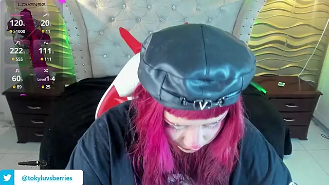 Snapshot of toky_doll chatting on January 2025 08:54:01 PM toky doll online show from January 2025 08:54:01 PM