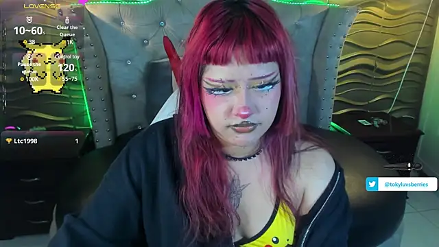 Snapshot of toky_doll chatting on February 2025 01:00:02 AM toky doll online show from February 2025 01:00:02 AM