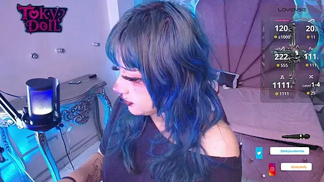 Snapshot of toky_doll chatting on October 2025 09:11:01 PM toky doll online show from October 2025 09:11:01 PM