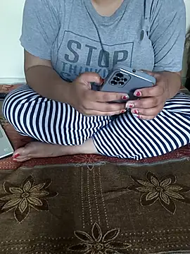 Snapshot of Diva_Kiara chatting on March 2025 12:45:02 PM Diva Kiara online show from March 2025 12:45:02 PM