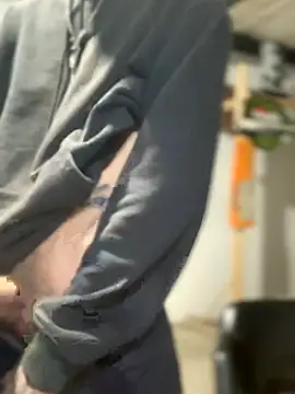 Snapshot of 27powercm chatting on October 2025 12:40:02 AM 27powercm online show from October 2025 12:40:02 AM