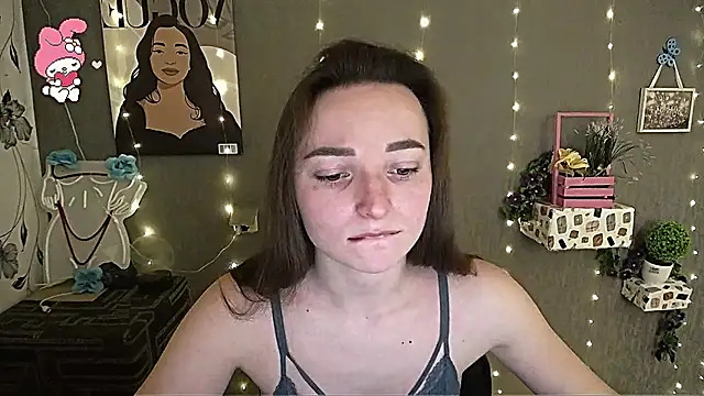  Barbie Kiss  online show from February 2025 09:28:01 AM