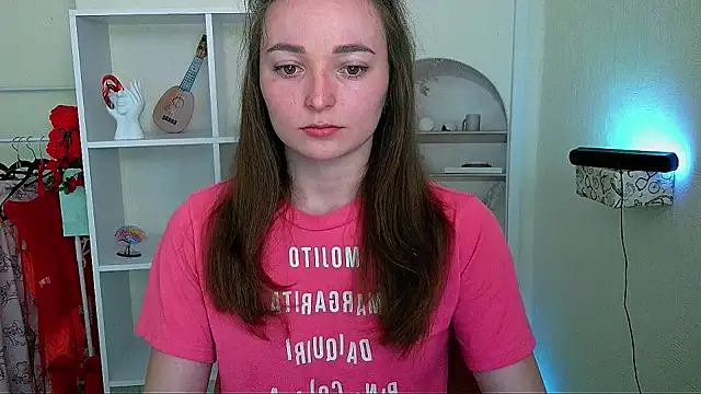  Barbie Kiss  online show from June 2026 09:33:02 AM
