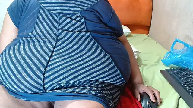 tinagiant online show from November 2025 08:02:01 AM