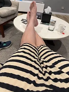 heena13 online show from April 2026 11:37:02 AM