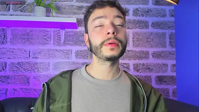 noah ricci online show from March 2026 12:08:01 PM